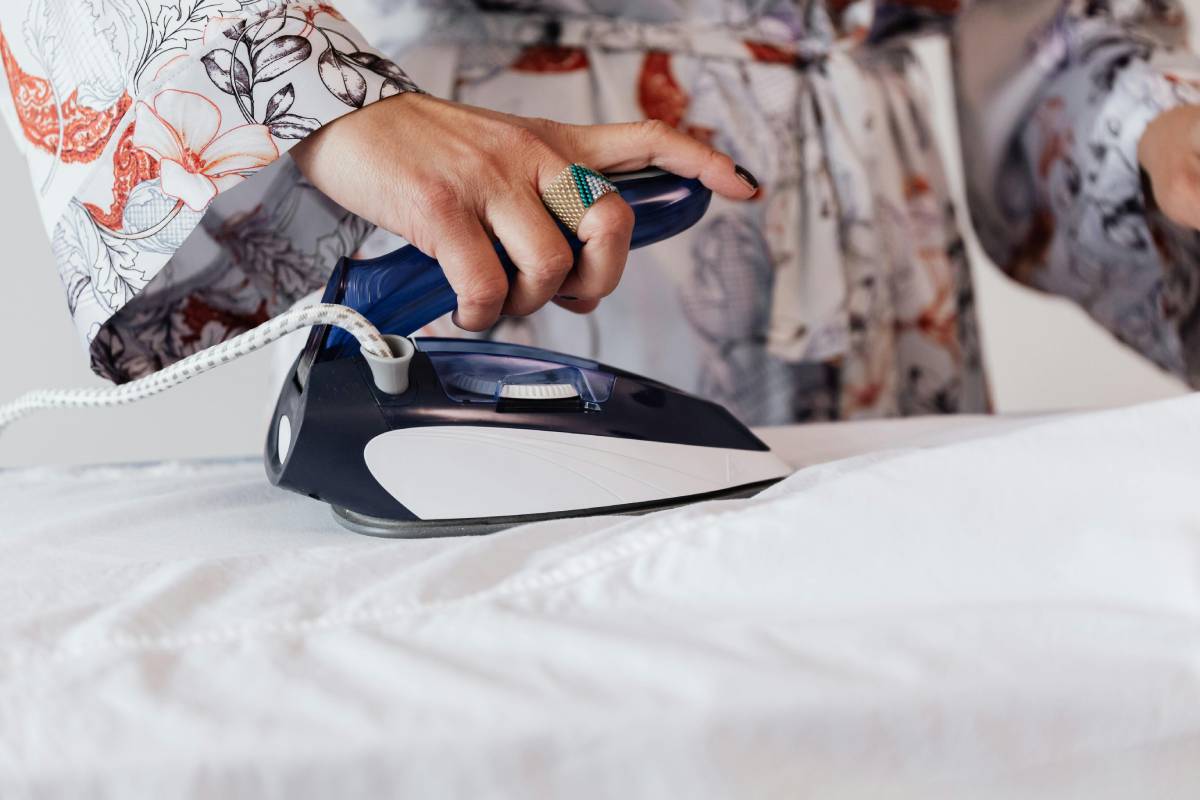 Como lavar roupa de festa sem perder o caimento